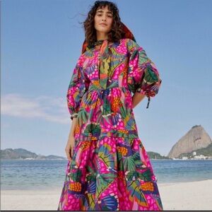 EUC FARM Rio Painted Toucans Tiered Maxi Dress Size XS Easy Fit Summer staple!